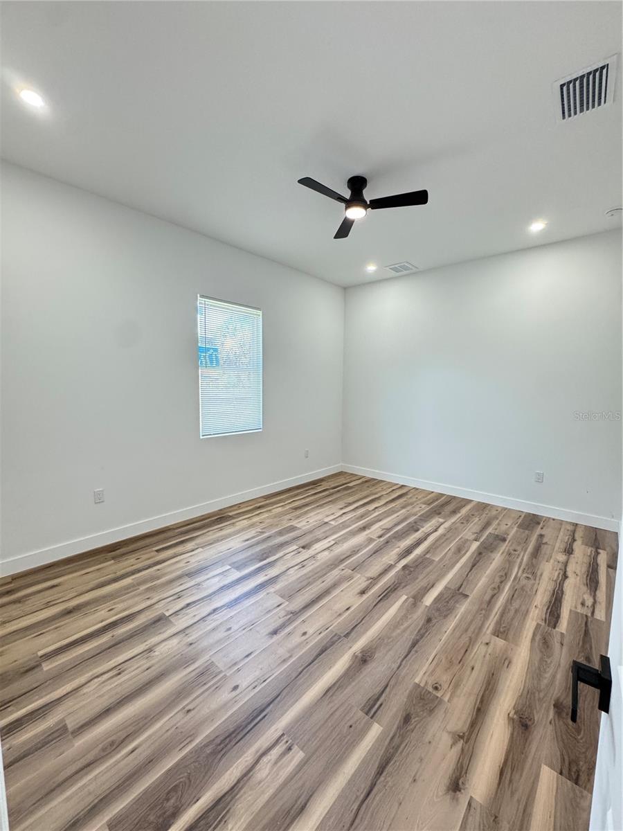 611 ELM ST, SAFETY HARBOR, FL — photo 11