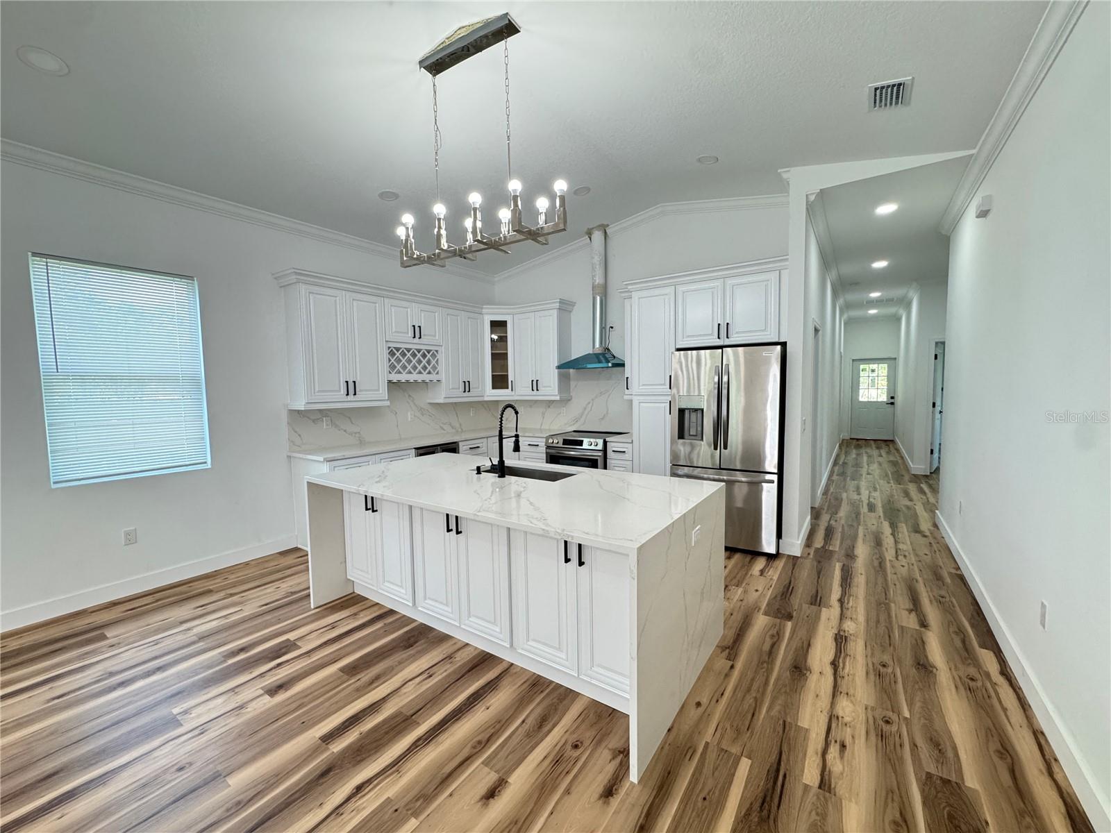 611 ELM ST, SAFETY HARBOR, FL — photo 8