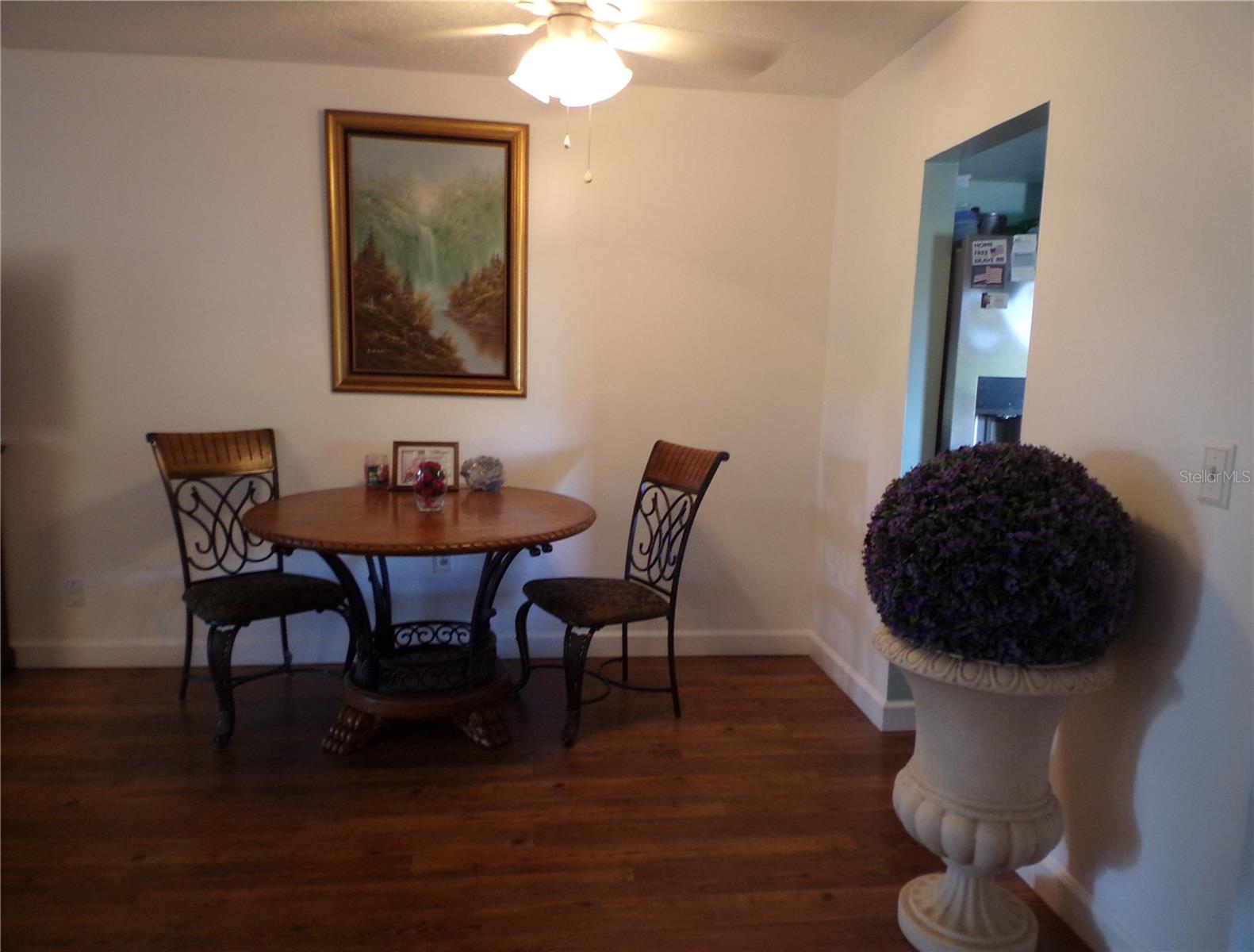 670 PARK CIR, BRADENTON, FL — photo 4
