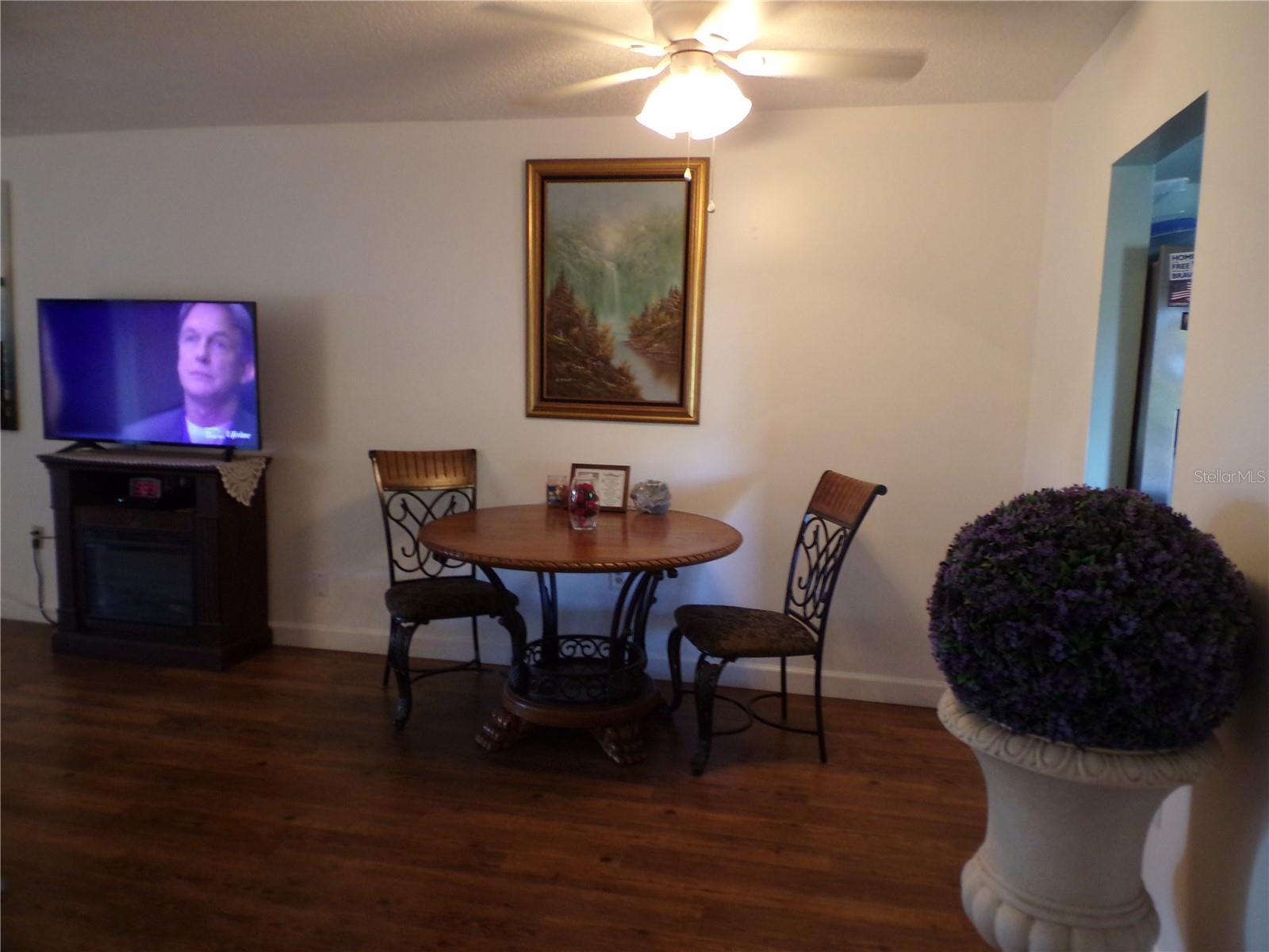 670 PARK CIR, BRADENTON, FL — photo 15