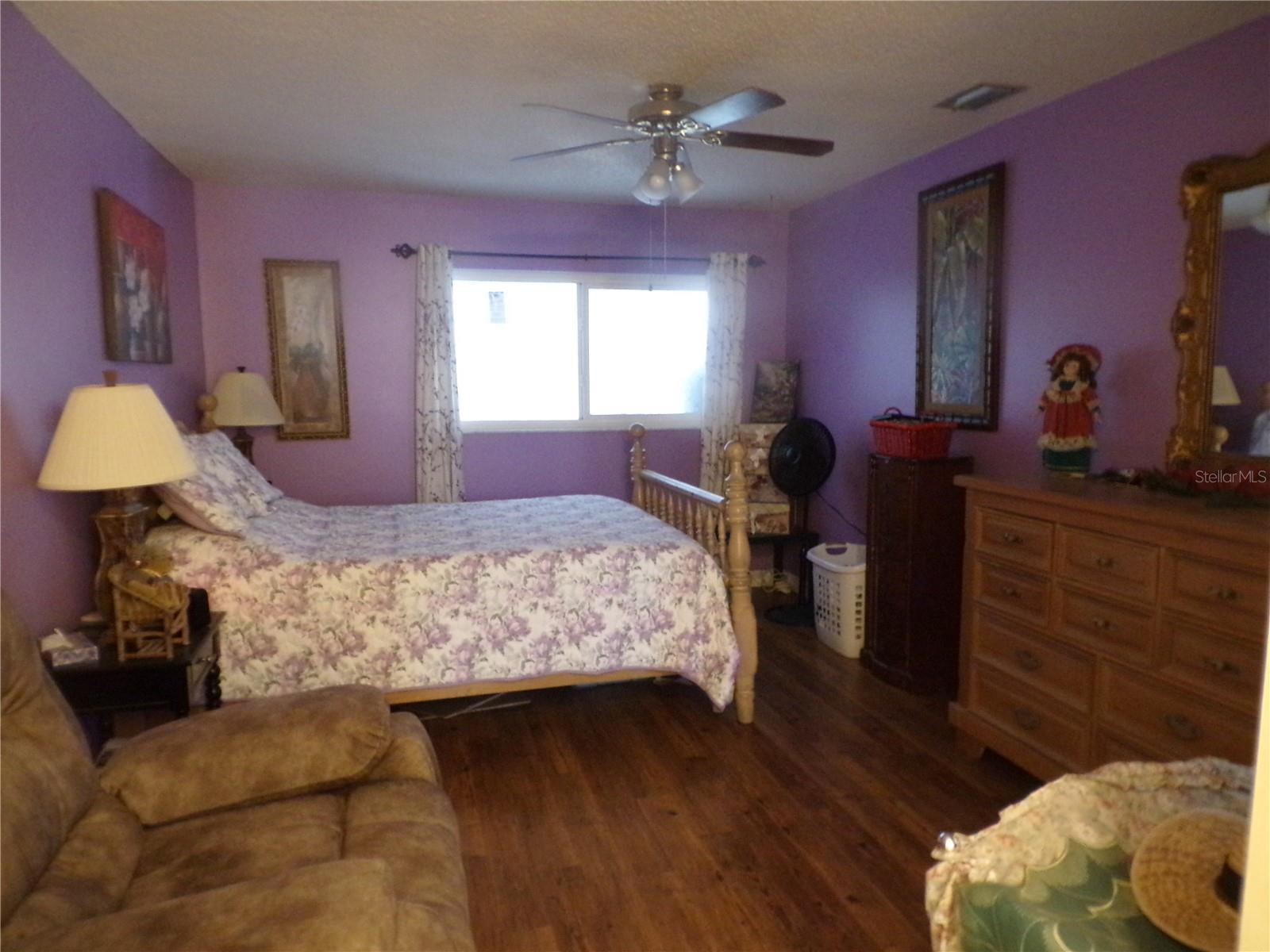 670 PARK CIR, BRADENTON, FL — photo 29