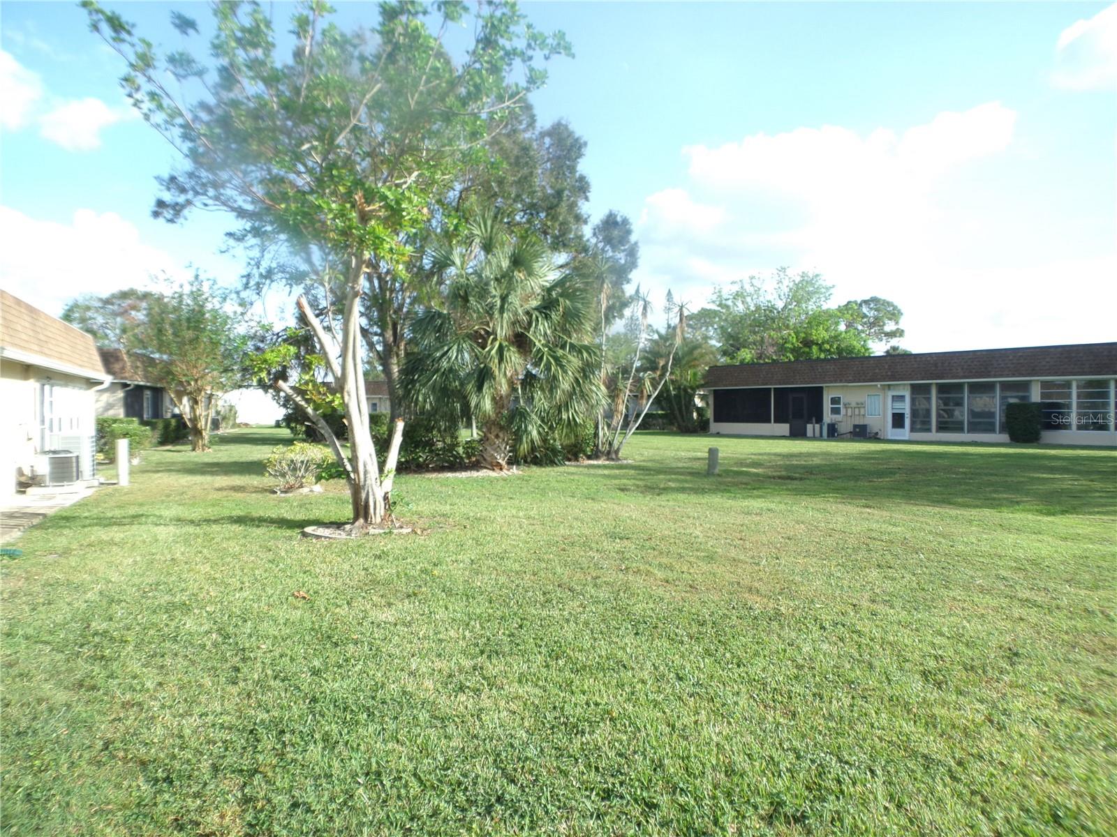 670 PARK CIR, BRADENTON, FL — photo 45