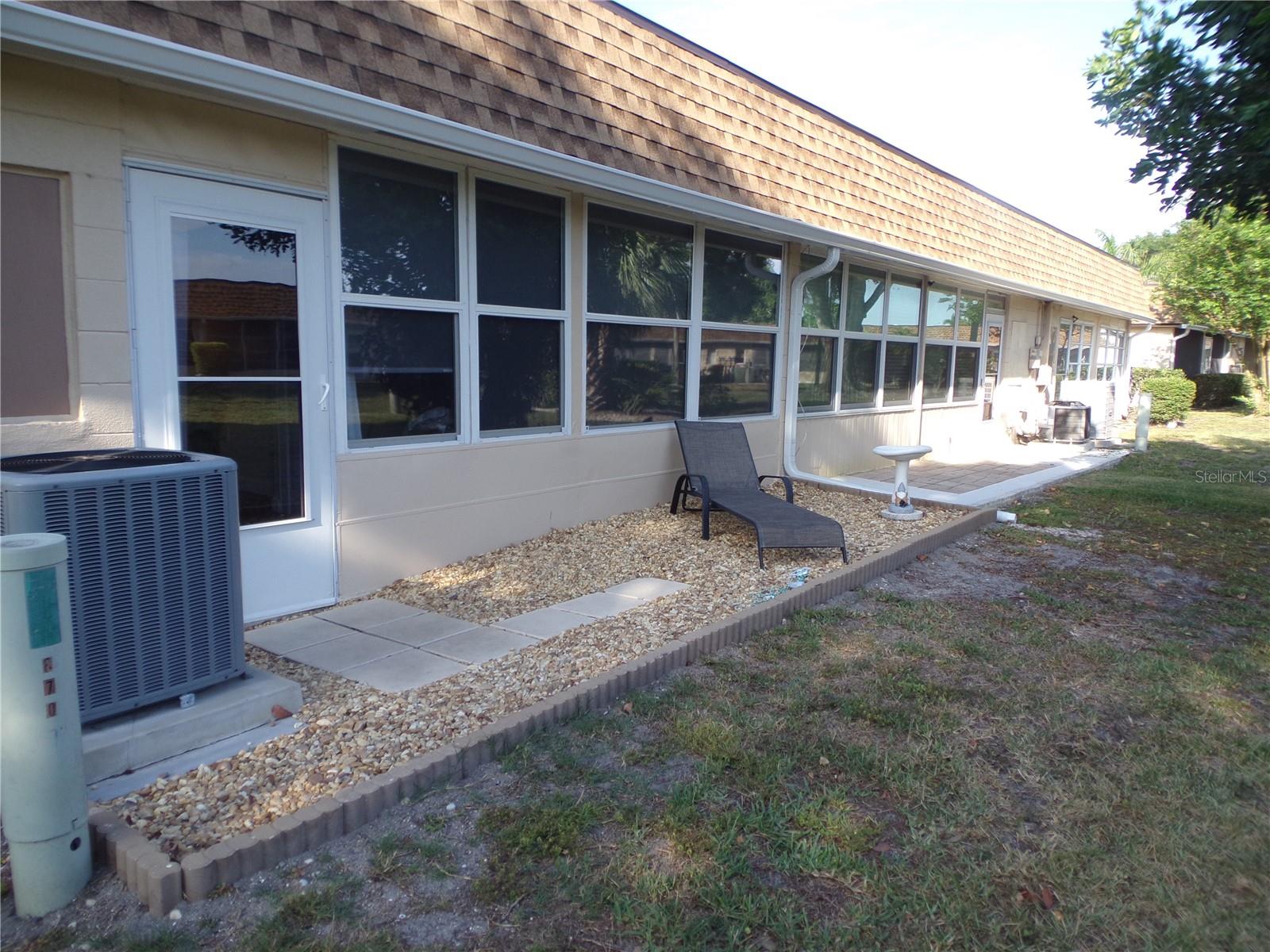 670 PARK CIR, BRADENTON, FL — photo 47