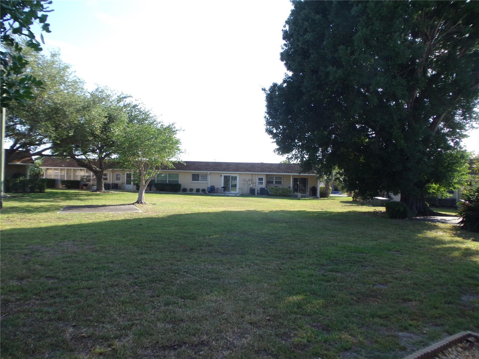 670 PARK CIR, BRADENTON, FL — photo 49