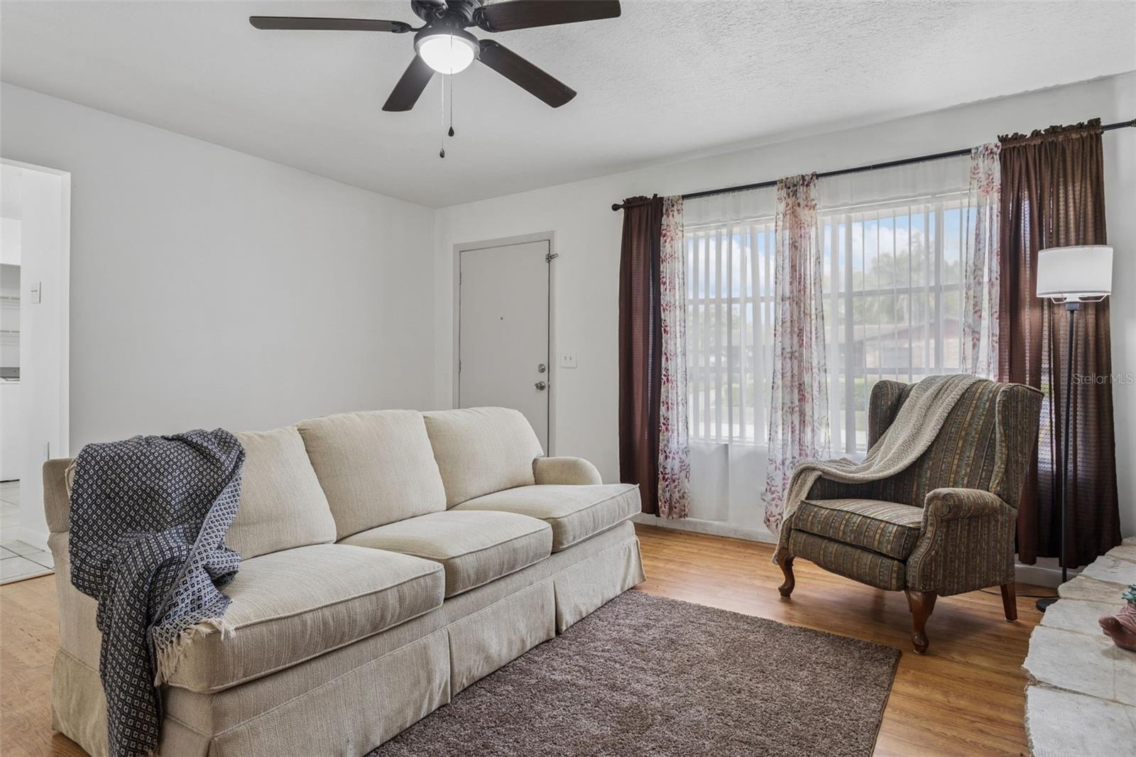 8303 TEMPLE PARK DR, TAMPA, FL — photo 11