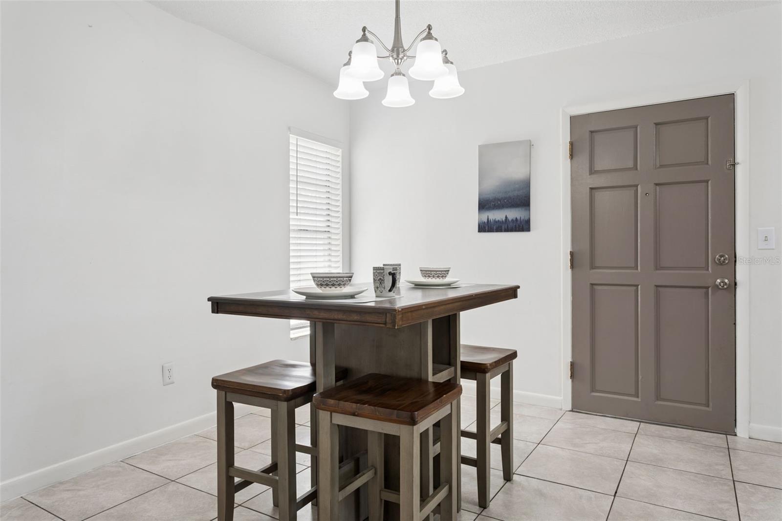 8303 TEMPLE PARK DR, TAMPA, FL — photo 13