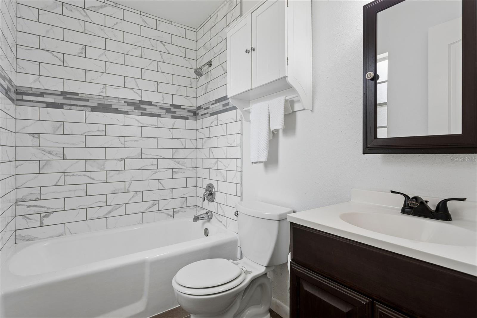 8303 TEMPLE PARK DR, TAMPA, FL — photo 6