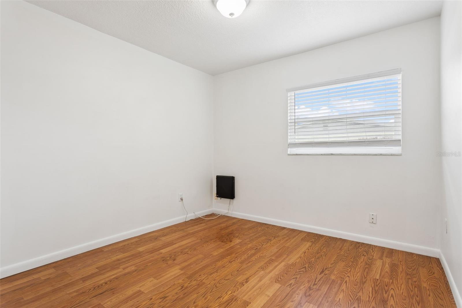 8303 TEMPLE PARK DR, TAMPA, FL — photo 18