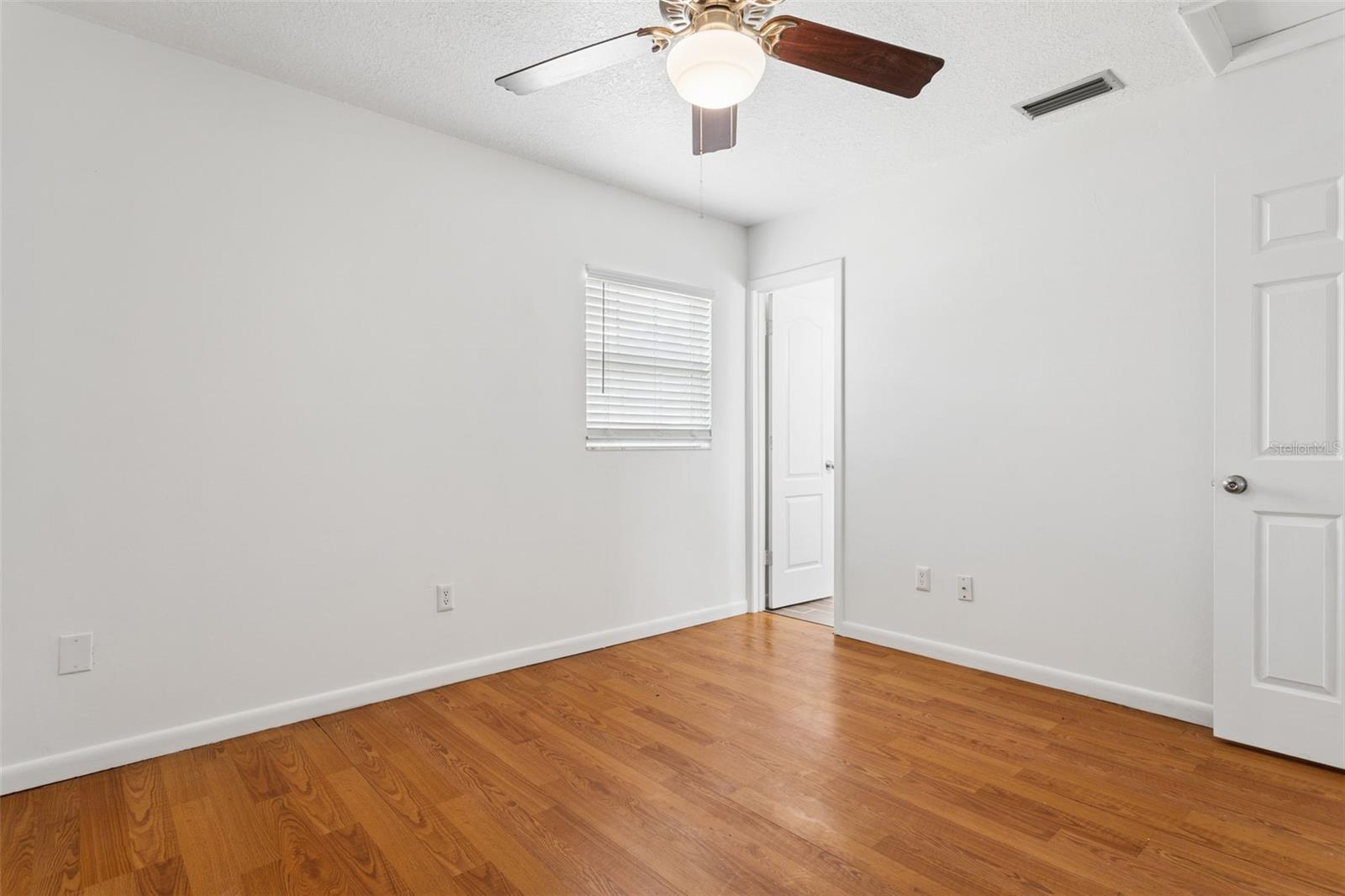 8303 TEMPLE PARK DR, TAMPA, FL — photo 20