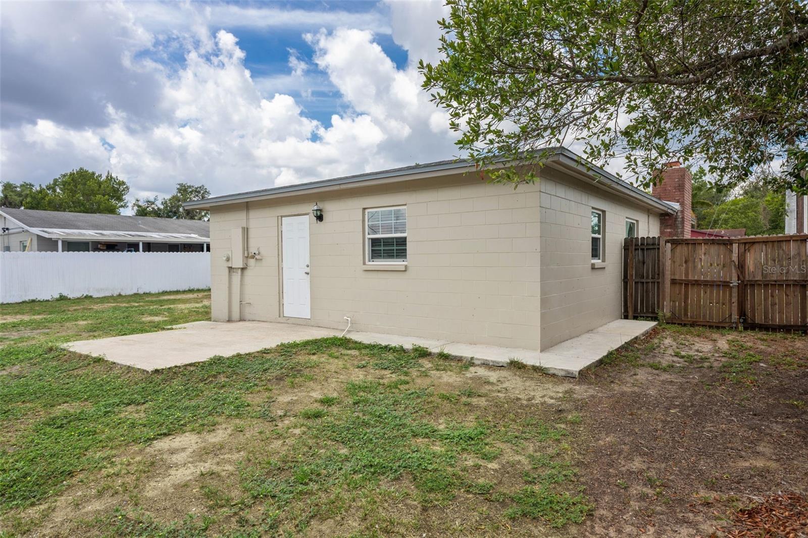 8303 TEMPLE PARK DR, TAMPA, FL — photo 22