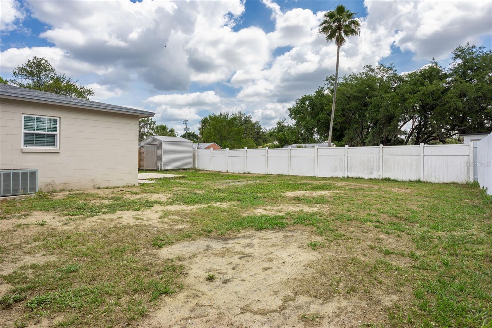 8303 TEMPLE PARK DR, TAMPA, FL — photo 24