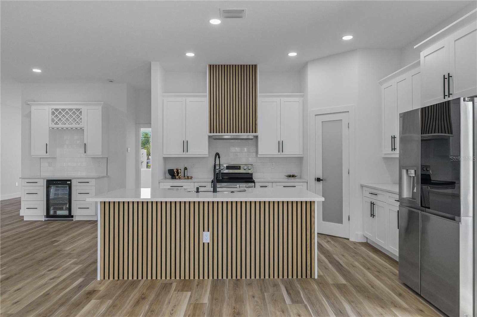 8526 INDIES DR, HUDSON, FL — photo 9