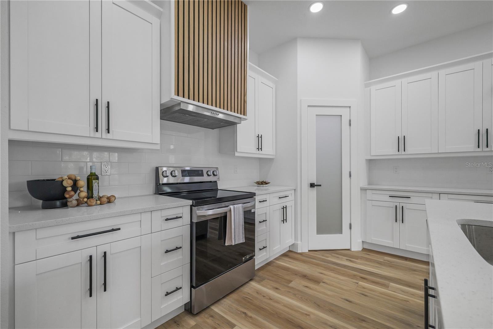 8526 INDIES DR, HUDSON, FL — photo 11