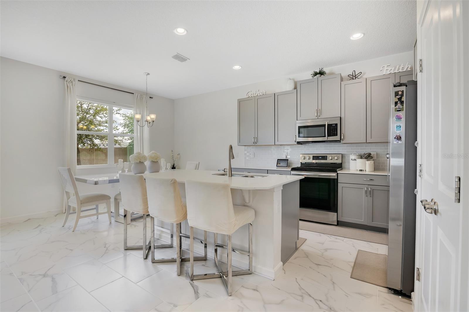 549 SAPPHIRE DR, DAVENPORT, FL — photo 8