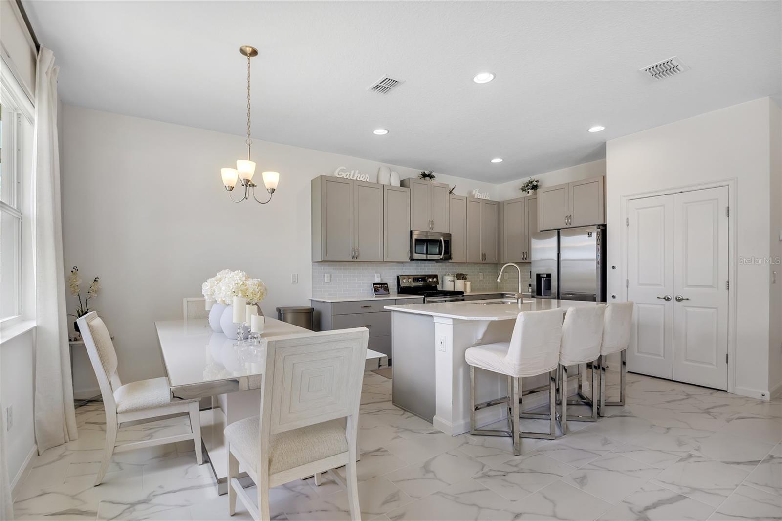 549 SAPPHIRE DR, DAVENPORT, FL — photo 9