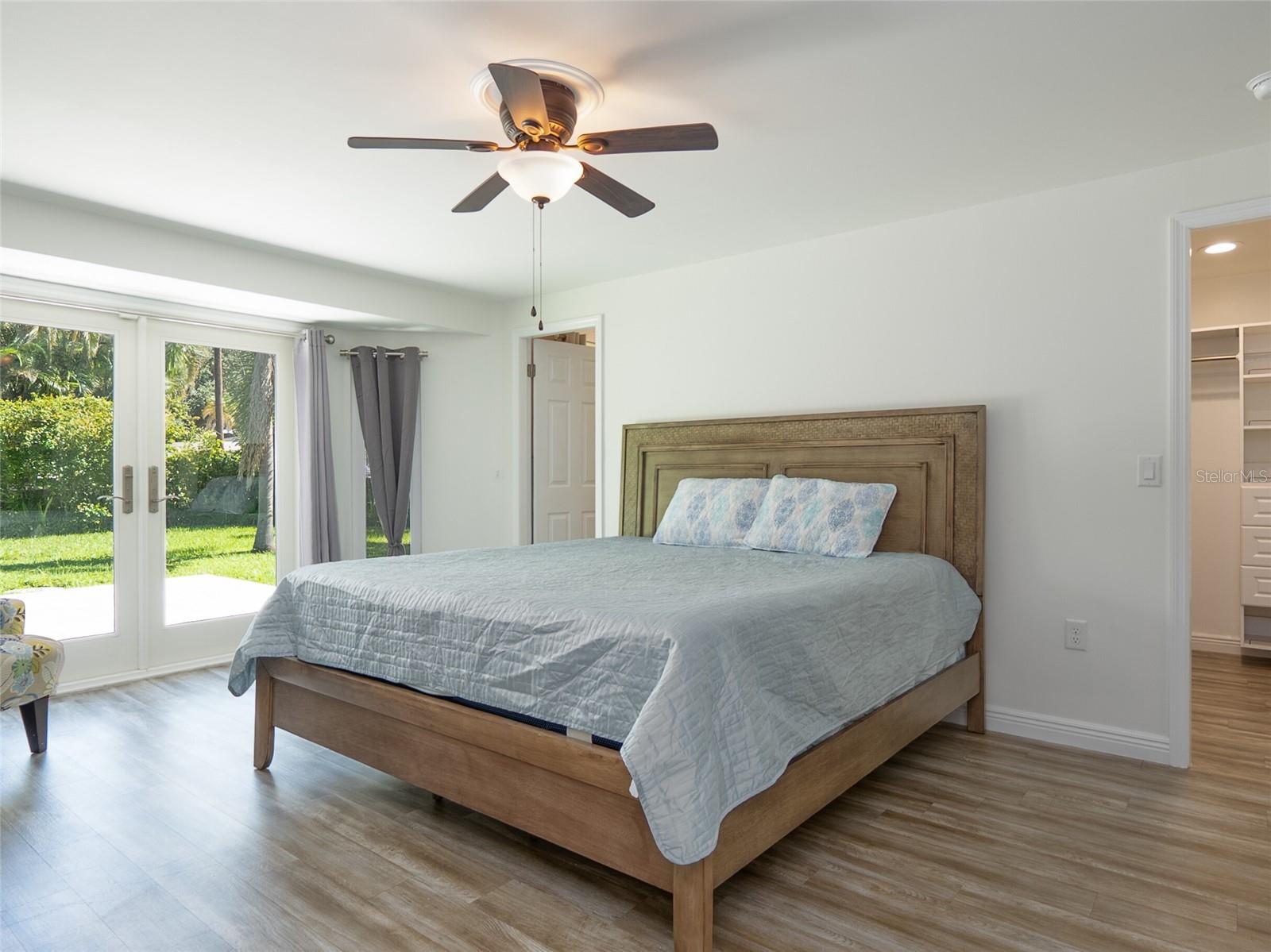 3140 BAY SHORE RD, SARASOTA, FL — photo 17