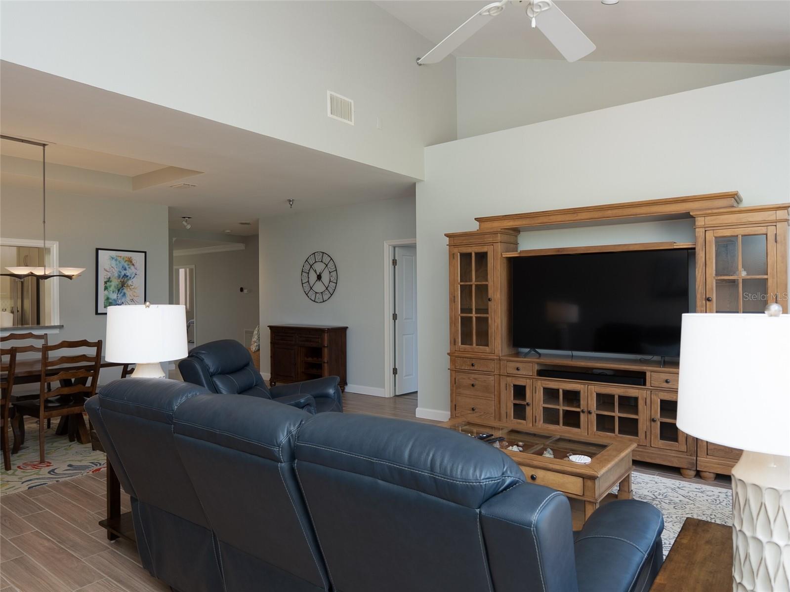 2013 HARBOUR LINKS DR #2013, LONGBOAT KEY, FL — photo 26
