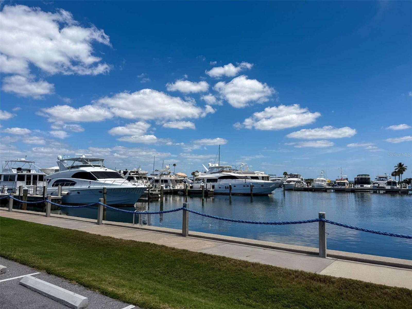 2013 HARBOUR LINKS DR #2013, LONGBOAT KEY, FL — photo 56