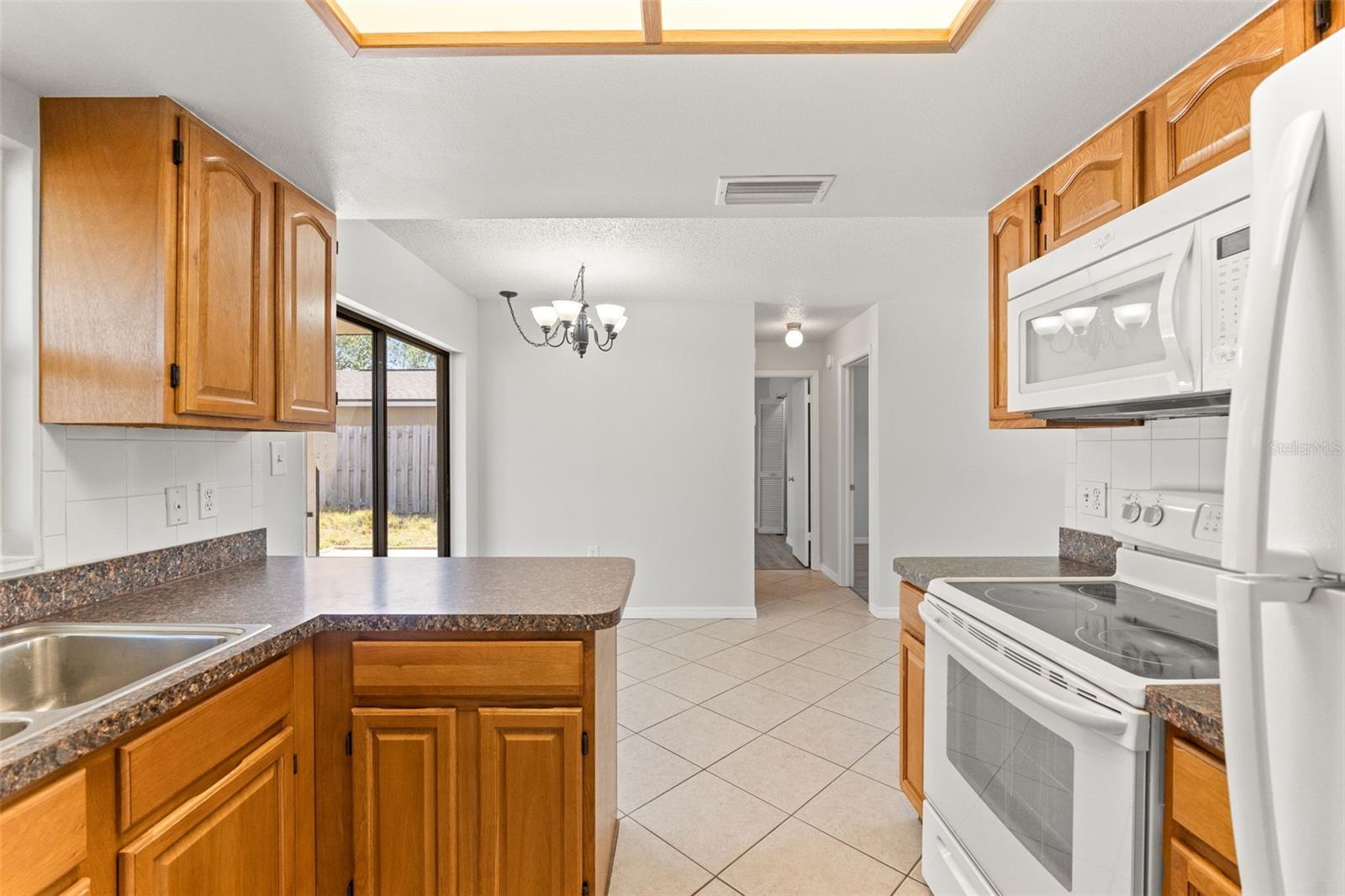 8341 CORNEY DR, PORT RICHEY, FL — photo 7