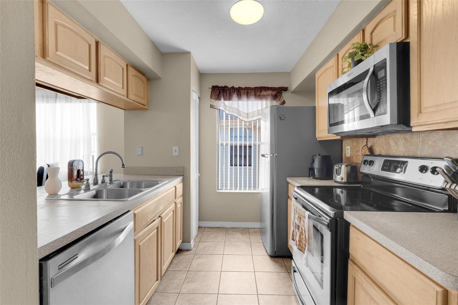 2734 RIO GRANDE TRL #2734, KISSIMMEE, FL — photo 11