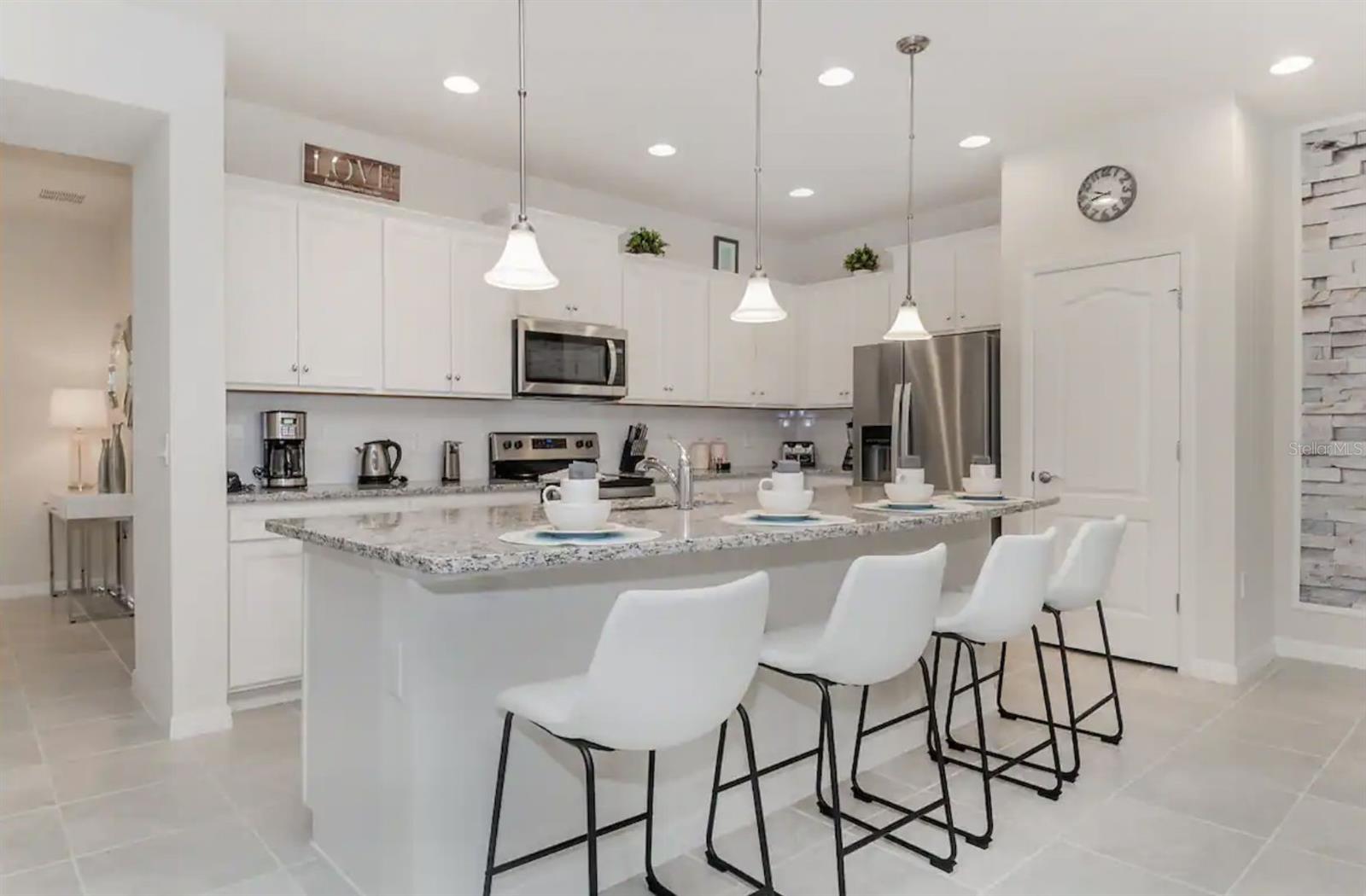 2410 TANGIER DR, KISSIMMEE, FL — photo 4
