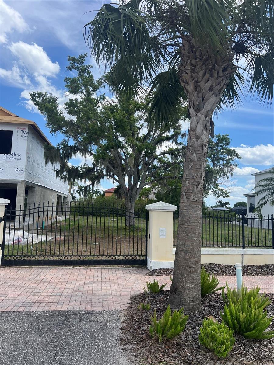 554 ESTUARY SHORE LN, APOLLO BEACH, FL — photo 2