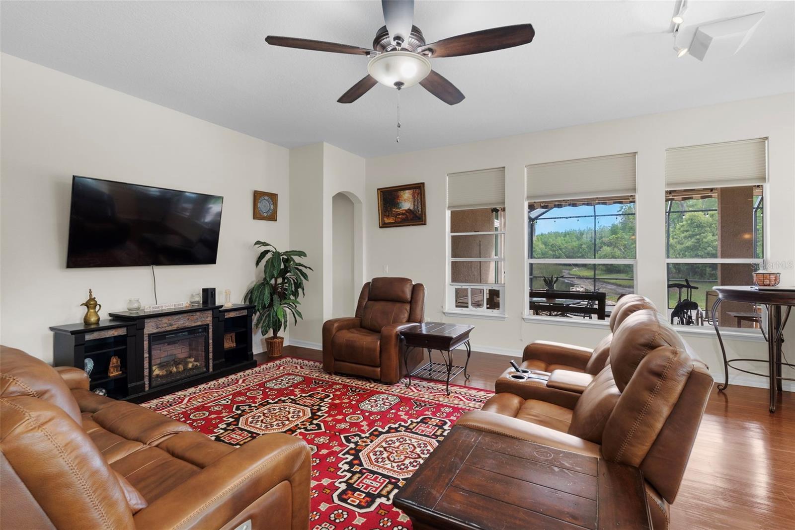 8434 WESTERLAND DR, LAND O LAKES, FL — photo 23