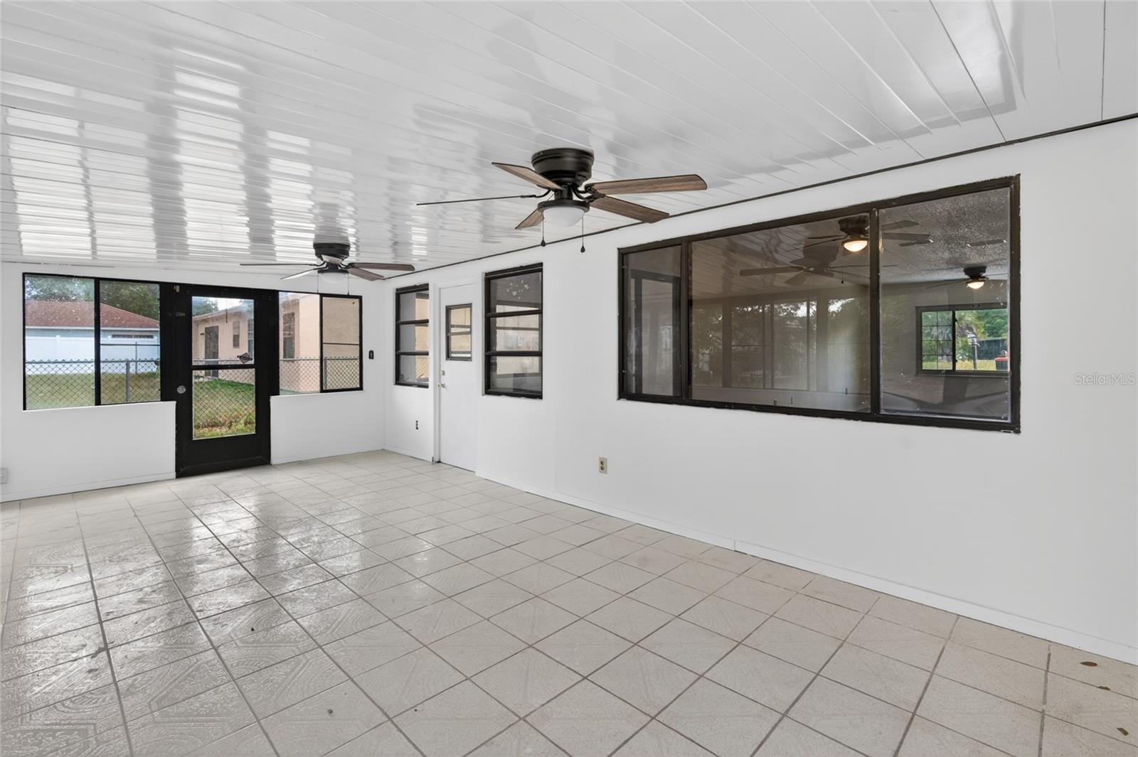 329 OAK TRACK DR, OCALA, FL — photo 25