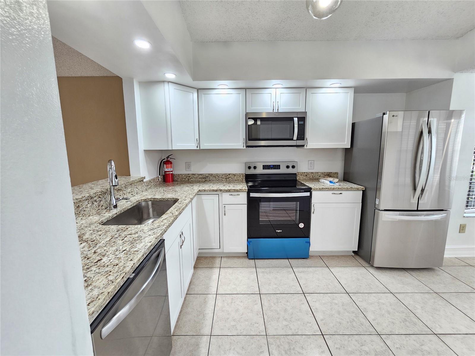 1024 WHALEBONE BAY DR, KISSIMMEE, FL — photo 7
