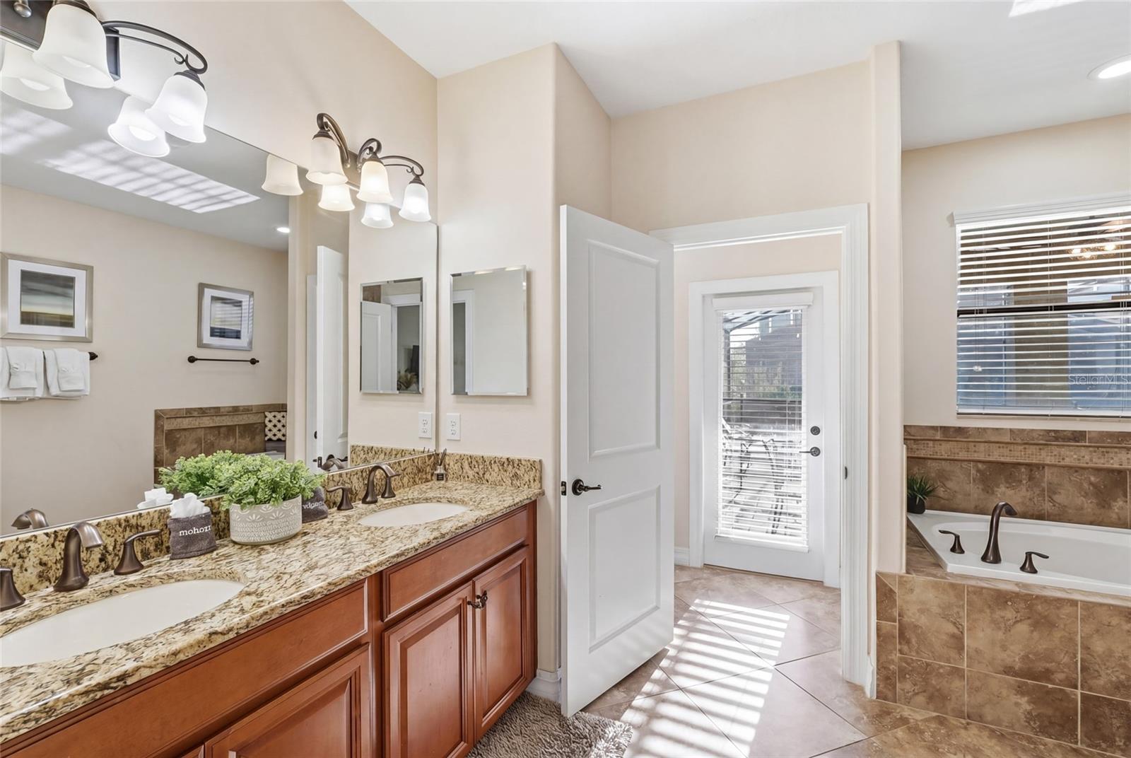 1414 THUNDERBIRD RD, DAVENPORT, FL — photo 41