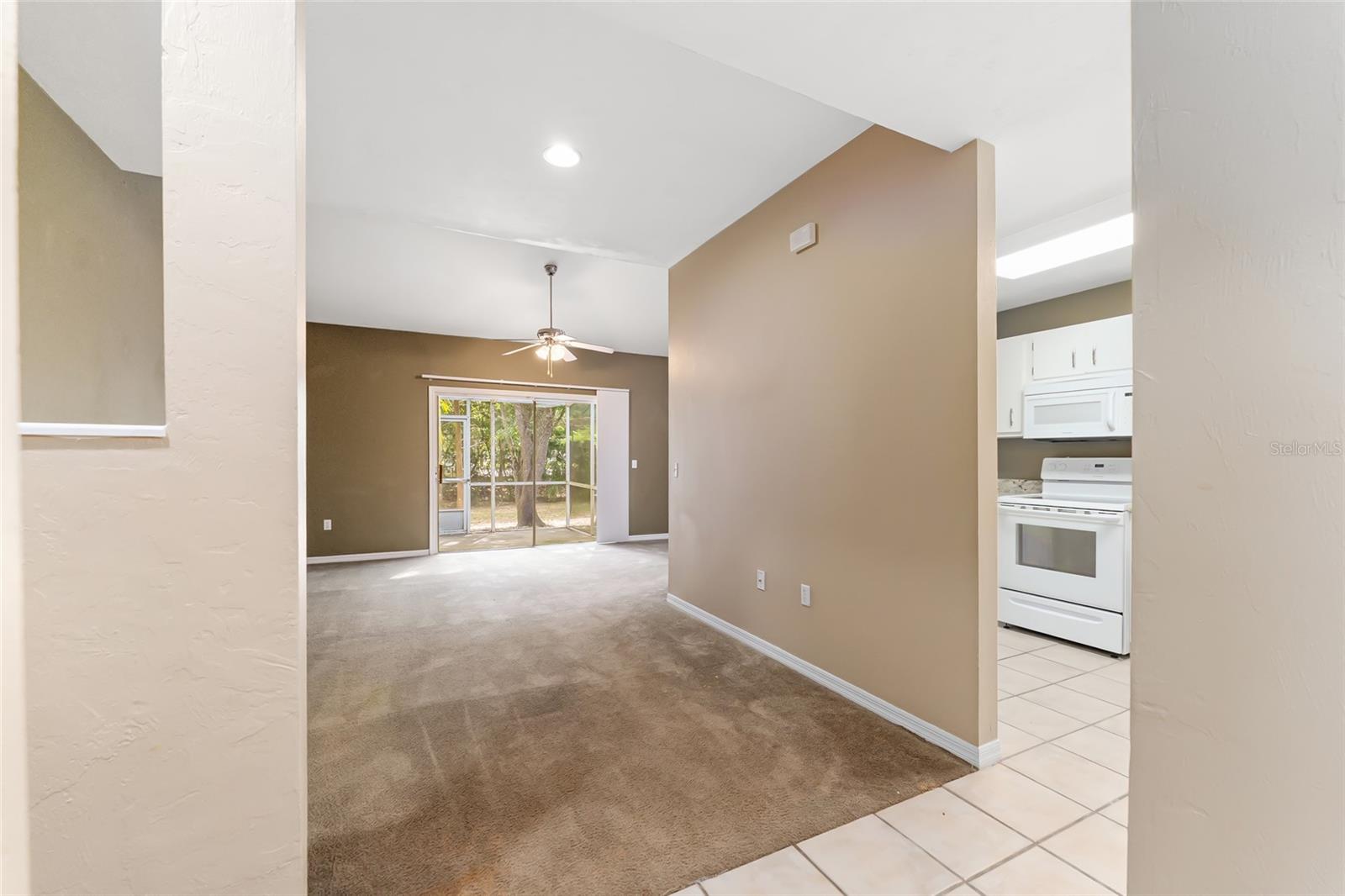 4700 SW ARCHER RD #13, GAINESVILLE, FL — photo 9