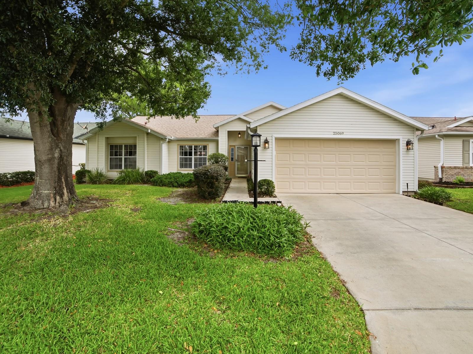 25069 RIVERWALK DR, LEESBURG, FL