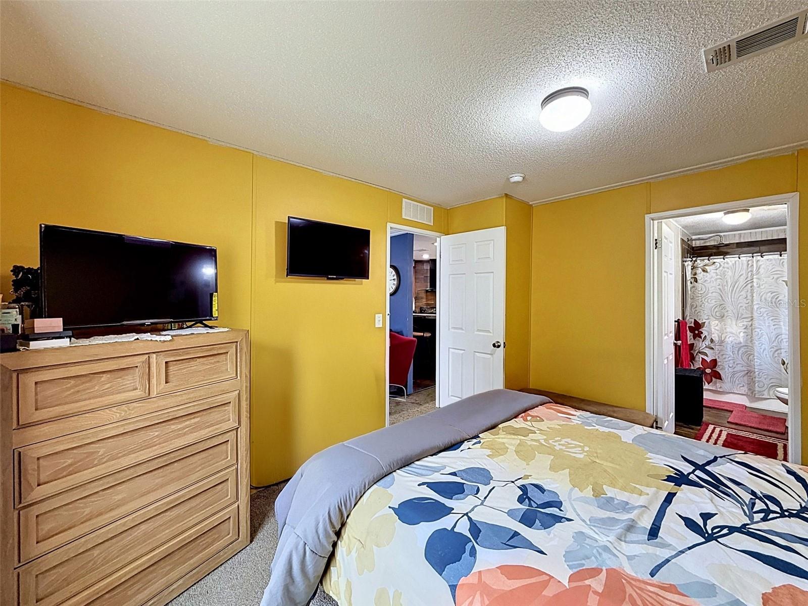 28402 SOARING HAWK LN, BROOKSVILLE, FL — photo 24