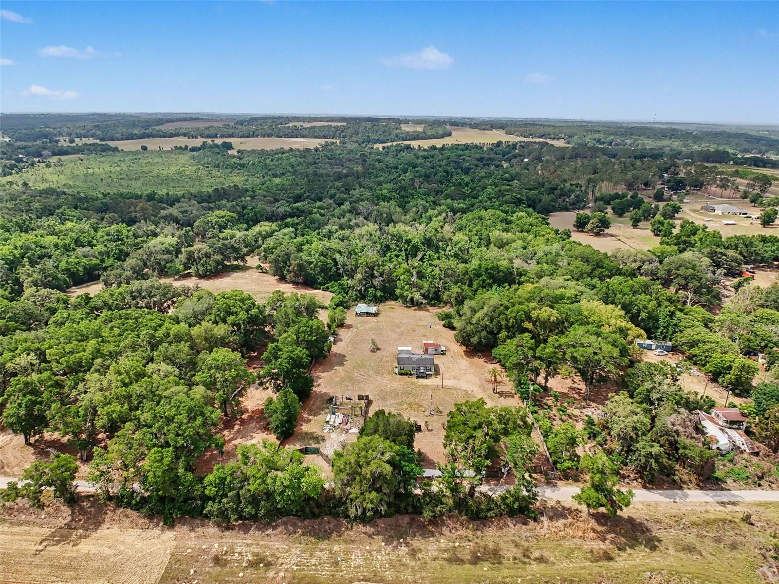 28402 SOARING HAWK LN, BROOKSVILLE, FL — photo 59