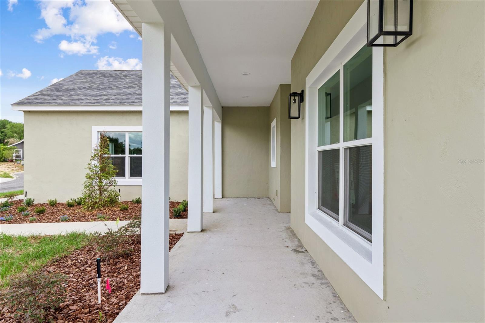 100 FAIRWAY CIR, UMATILLA, FL — photo 7