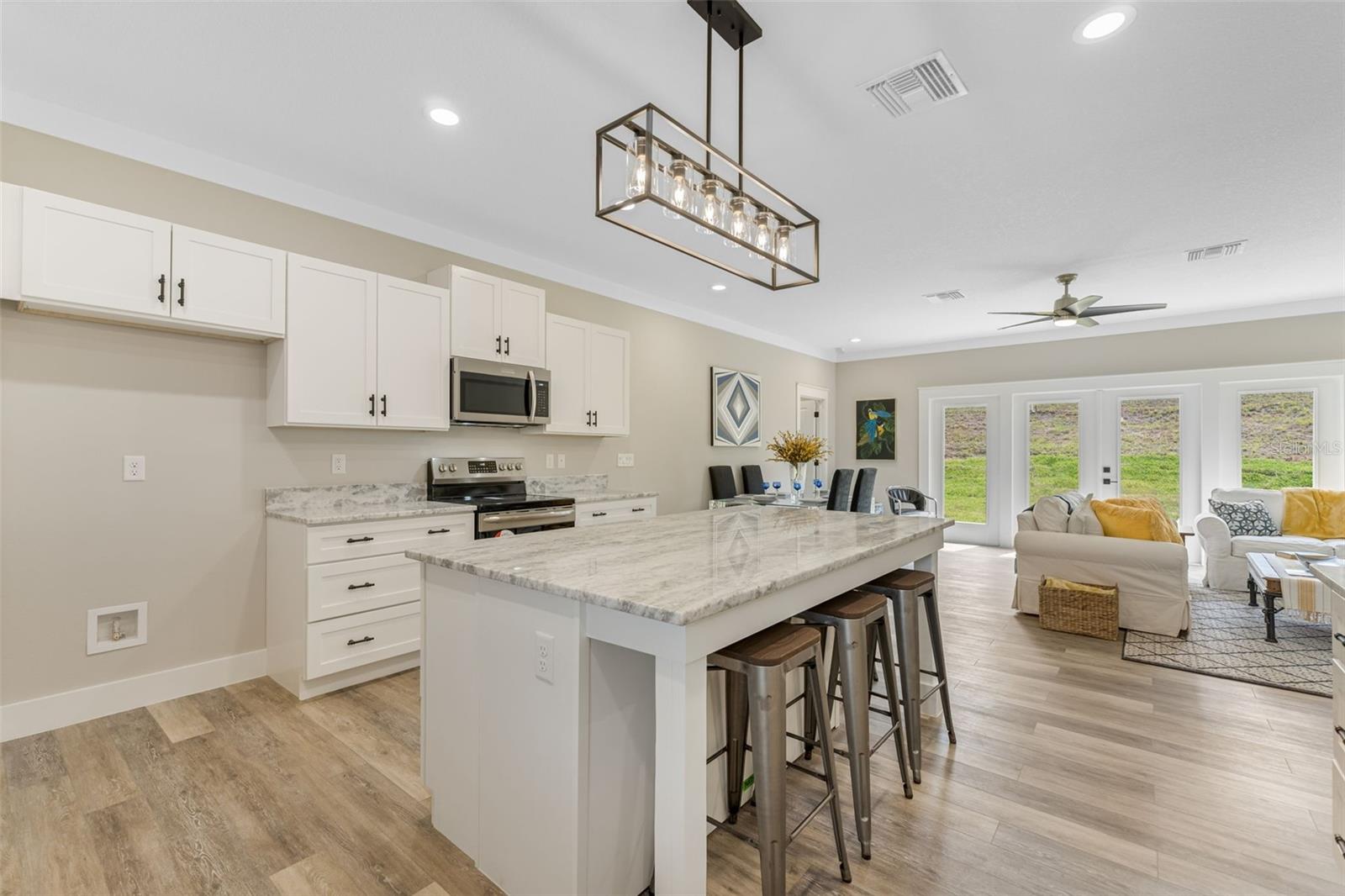 100 FAIRWAY CIR, UMATILLA, FL — photo 82