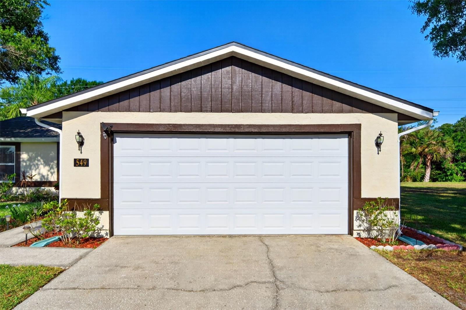 549 LONGWOOD CIR, OLDSMAR, FL — photo 9