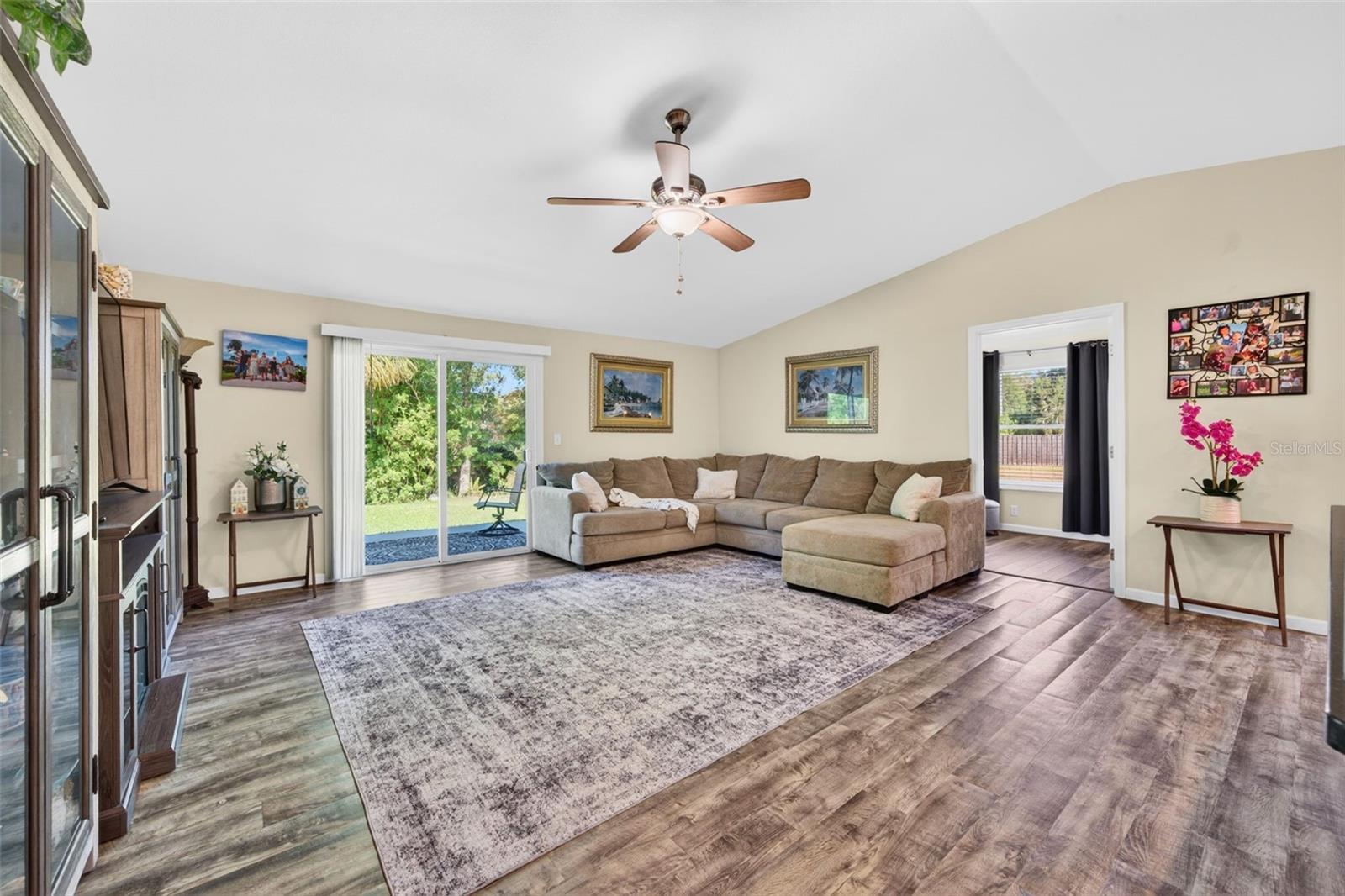 549 LONGWOOD CIR, OLDSMAR, FL — photo 15