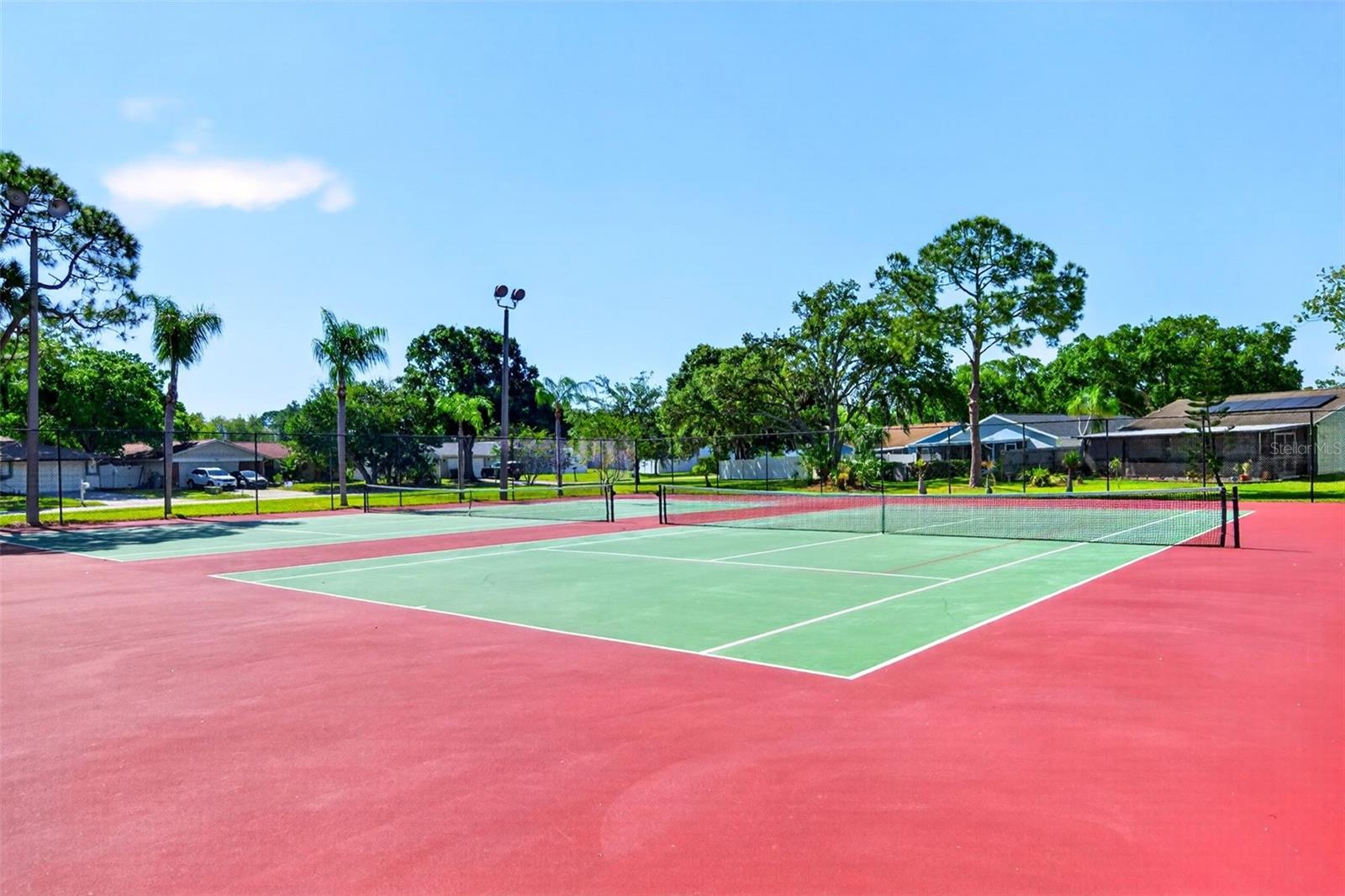 549 LONGWOOD CIR, OLDSMAR, FL — photo 65