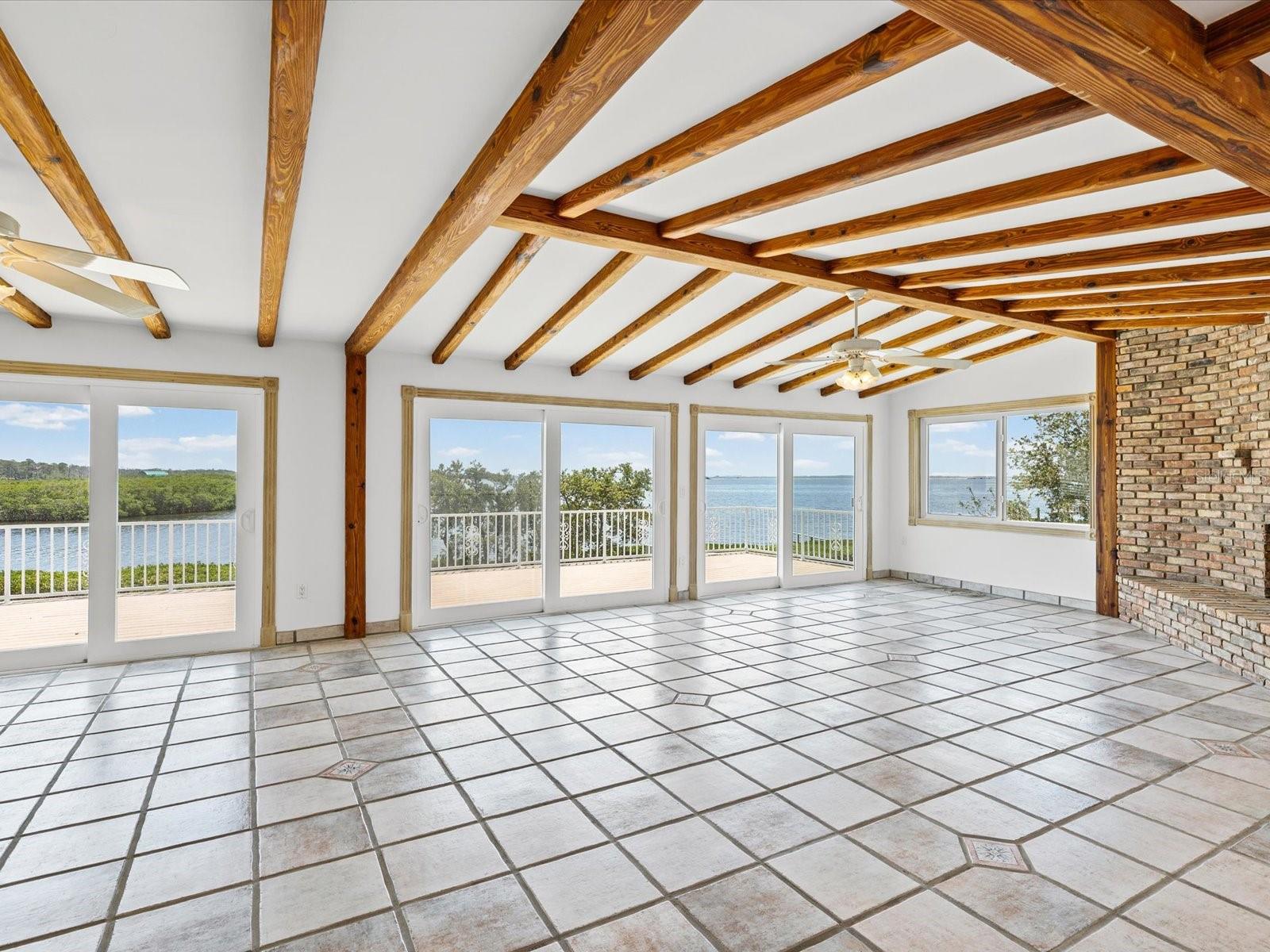 1647 SEA BREEZE DR, TARPON SPRINGS, FL — photo 13