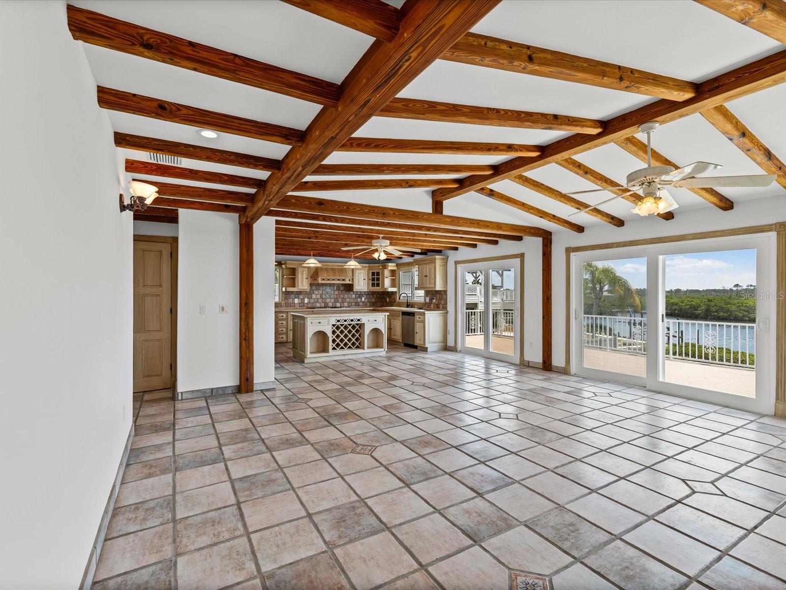 1647 SEA BREEZE DR, TARPON SPRINGS, FL — photo 14