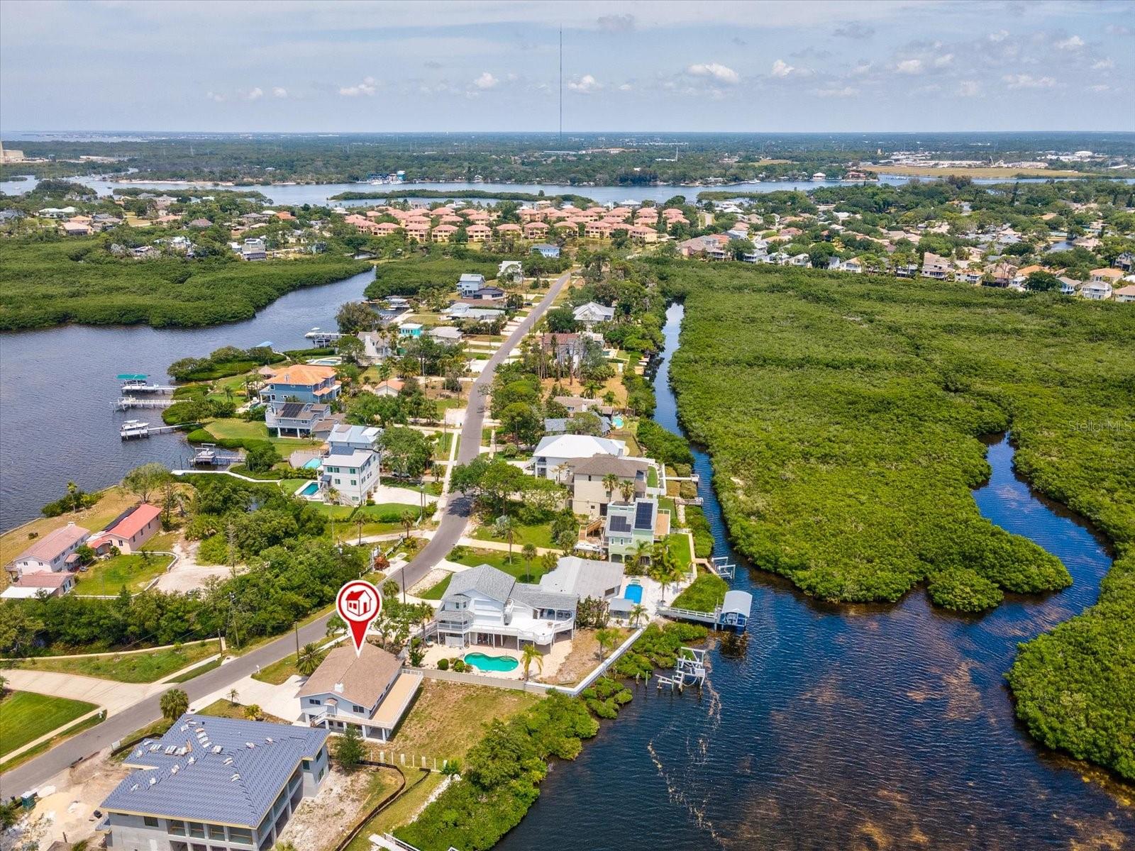 1647 SEA BREEZE DR, TARPON SPRINGS, FL — photo 47