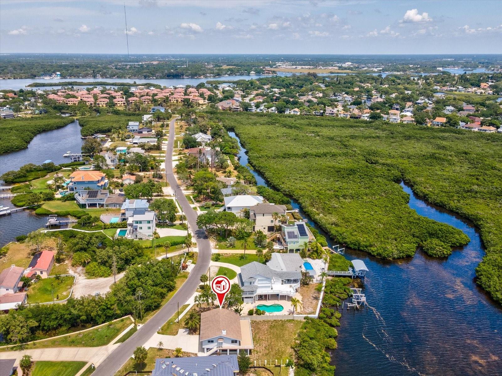 1647 SEA BREEZE DR, TARPON SPRINGS, FL — photo 48