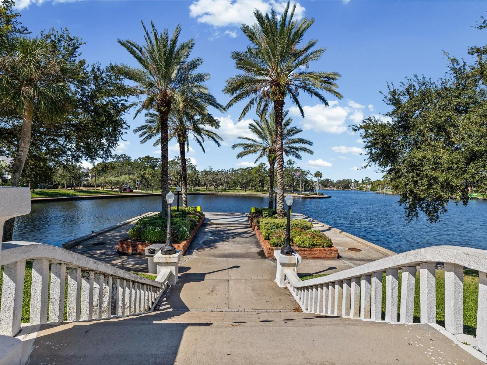 1647 SEA BREEZE DR, TARPON SPRINGS, FL — photo 68
