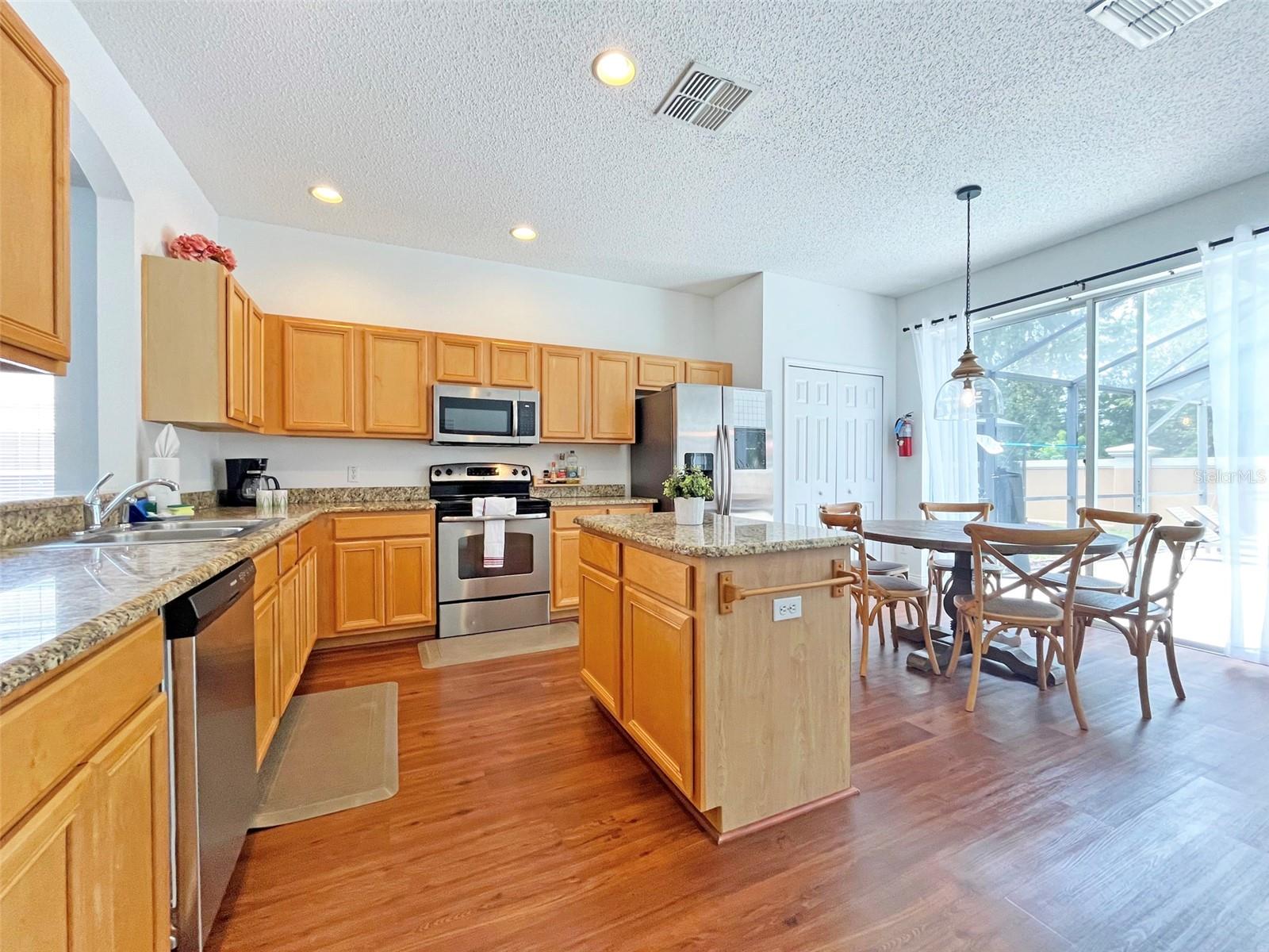 120 MADIERA BEACH BLVD, KISSIMMEE, FL — photo 7