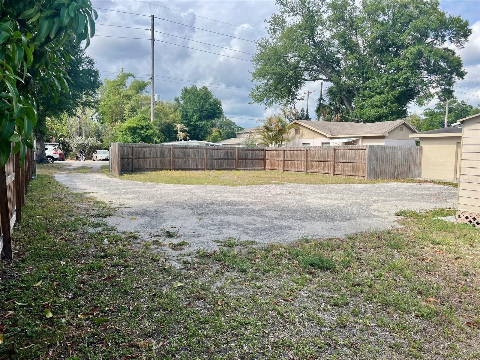 3110 W IVY ST, TAMPA, FL — photo 6