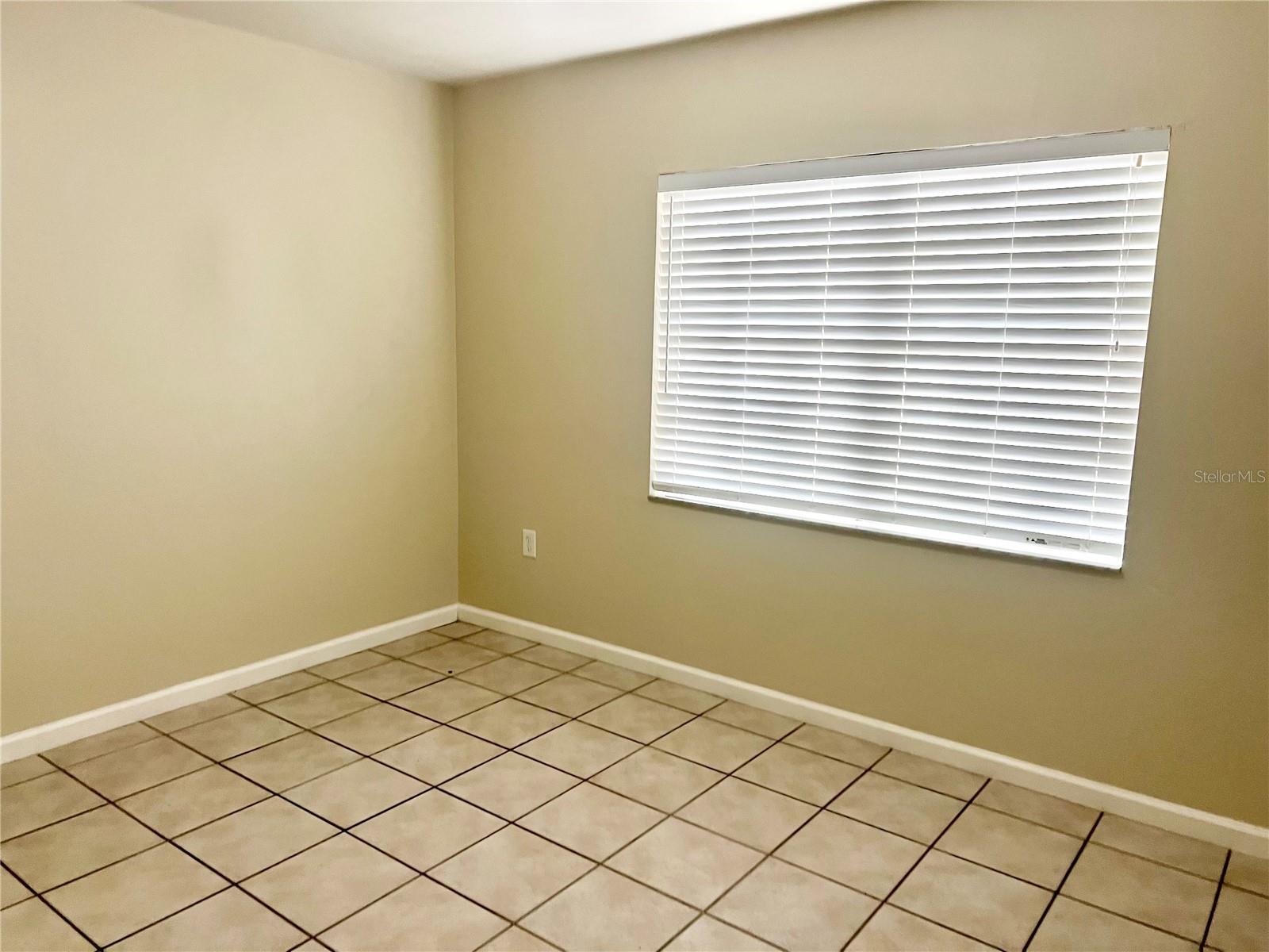 3110 W IVY ST, TAMPA, FL — photo 18