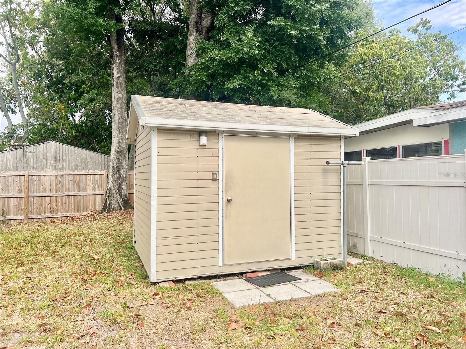 3110 W IVY ST, TAMPA, FL — photo 27