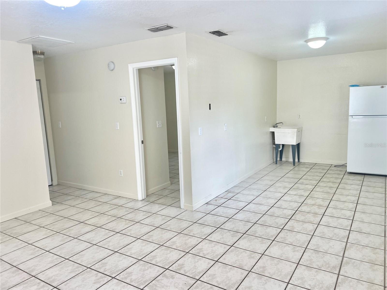 3110 W IVY ST, TAMPA, FL — photo 32