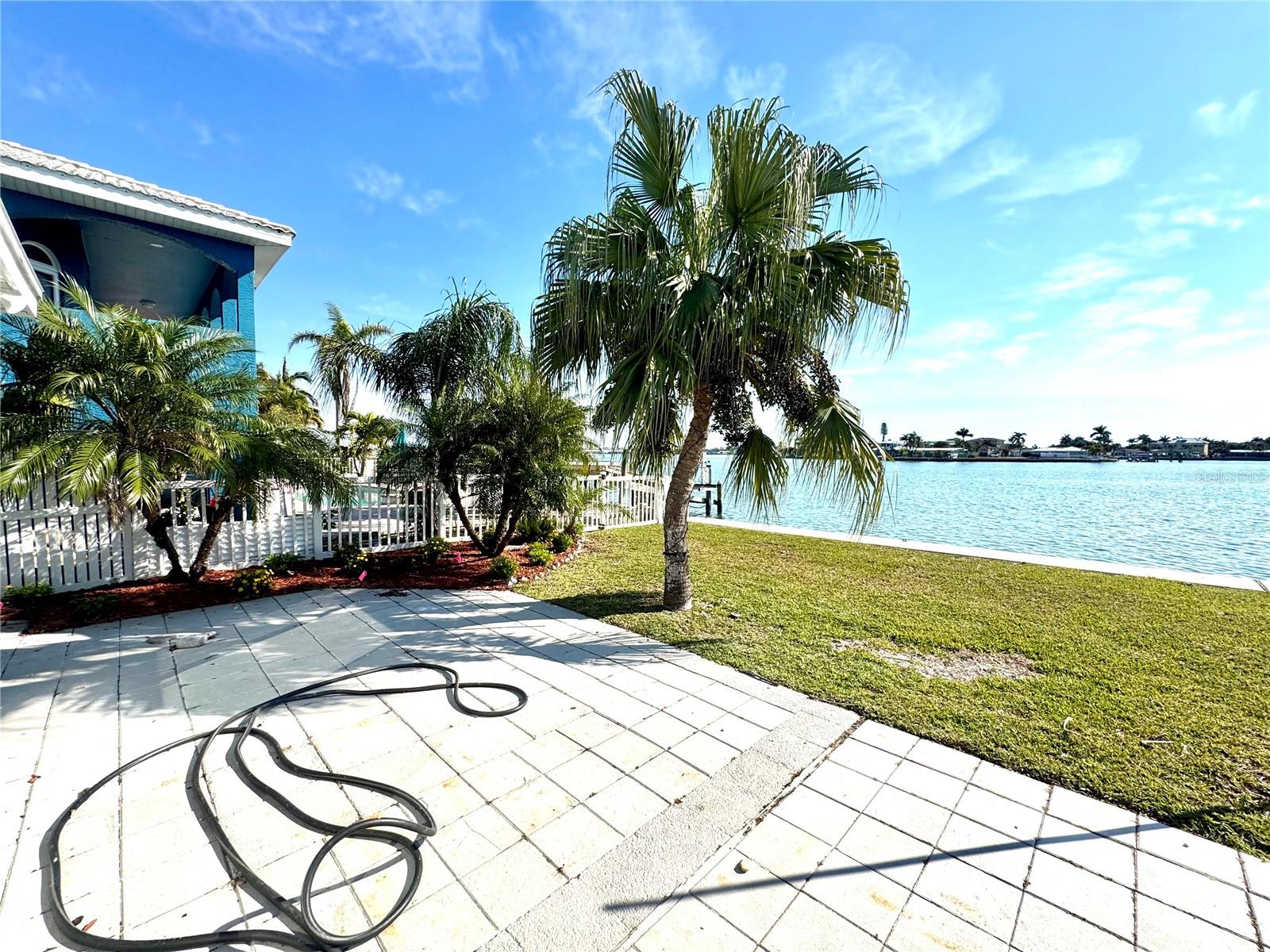 535 173RD AVE, NORTH REDINGTON BEACH, FL — photo 8
